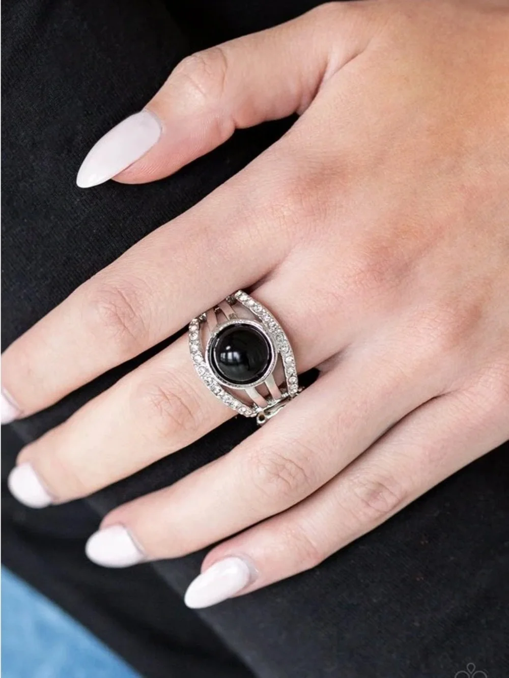 A Big Break black ring- Paparazzi Jewelry